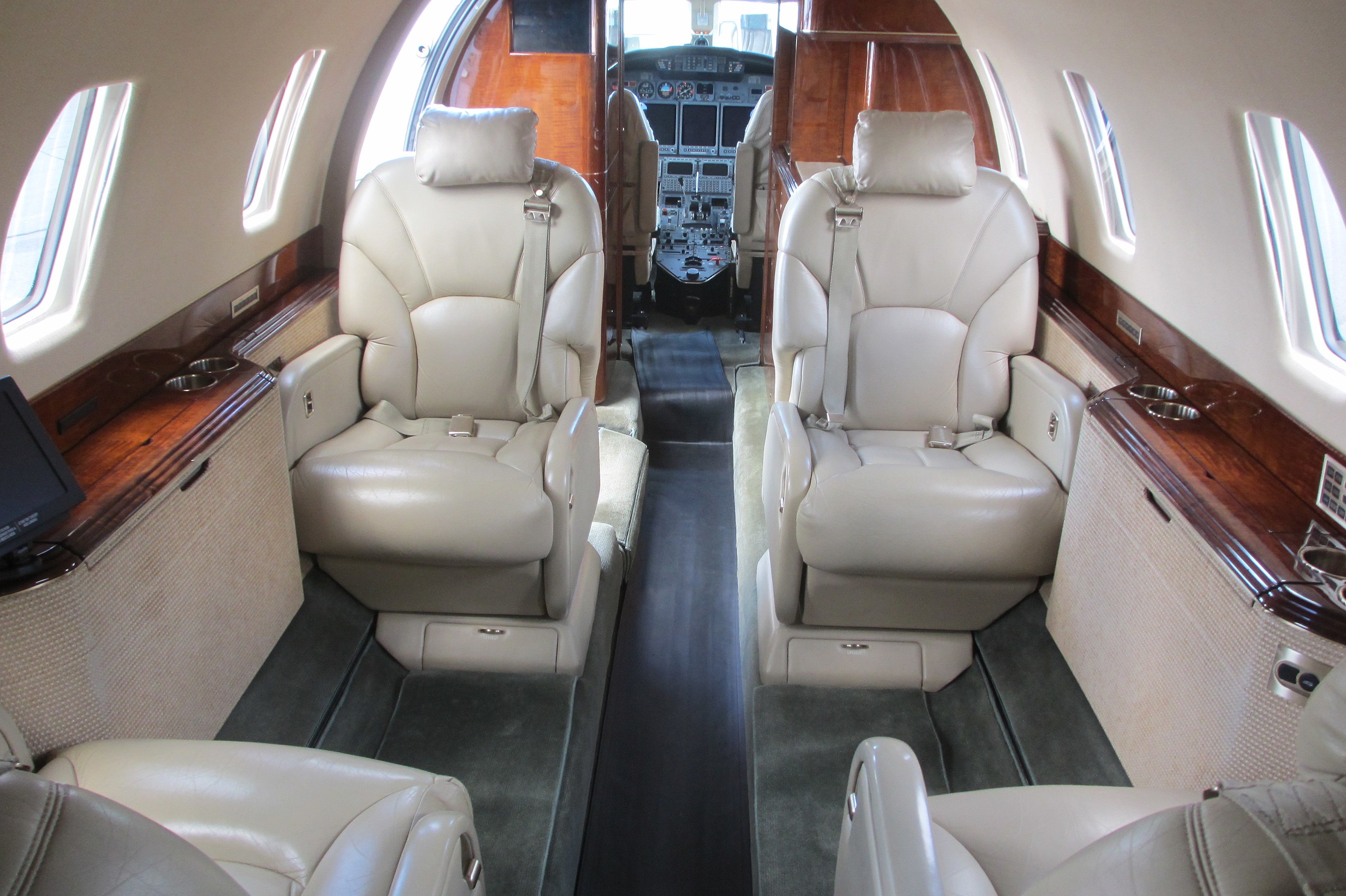 Best West Palm Beach Private Jet Charter Rental