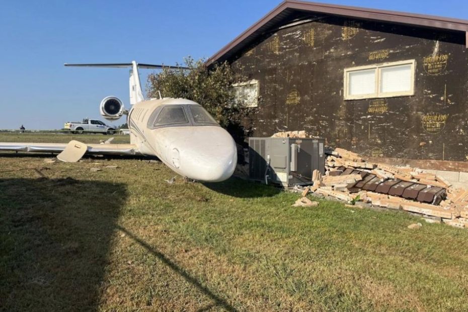 Cessna Citation CJ4 Overruns a Runway in Kentucky